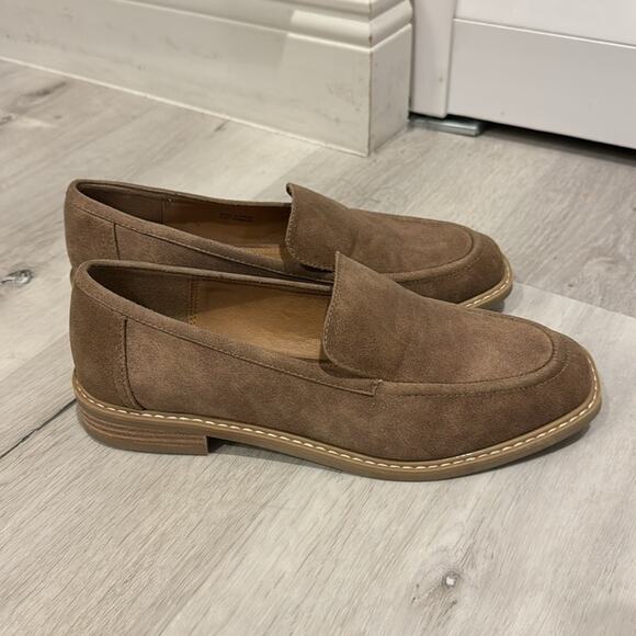 Dolce Vita NWT Mushroom Flat Shoes very comfortable with small heel. - Picture 2 of 8